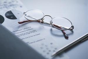 バッジにマグネットを付ける理由